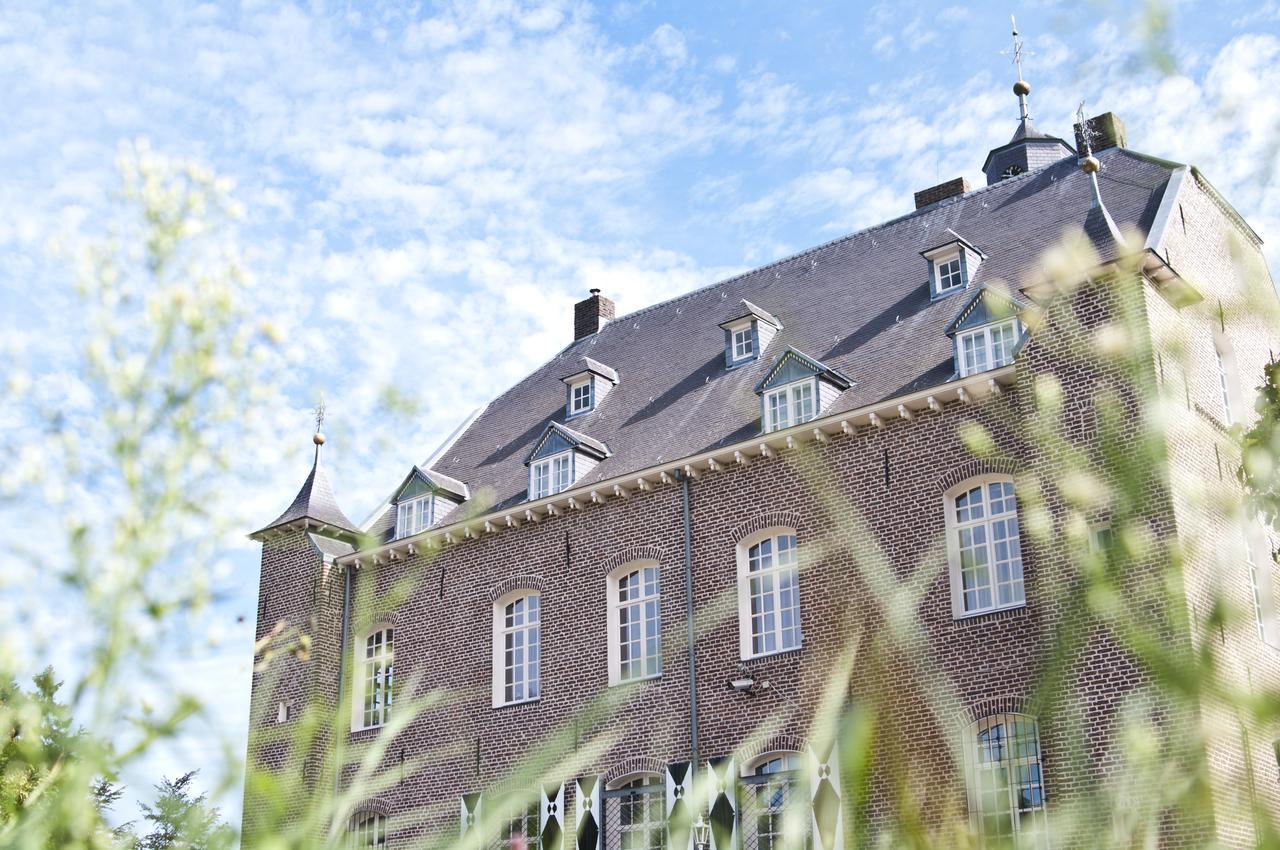 Kasteel Aldenghoor Bed & Breakfast Haelen ภายนอก รูปภาพ
