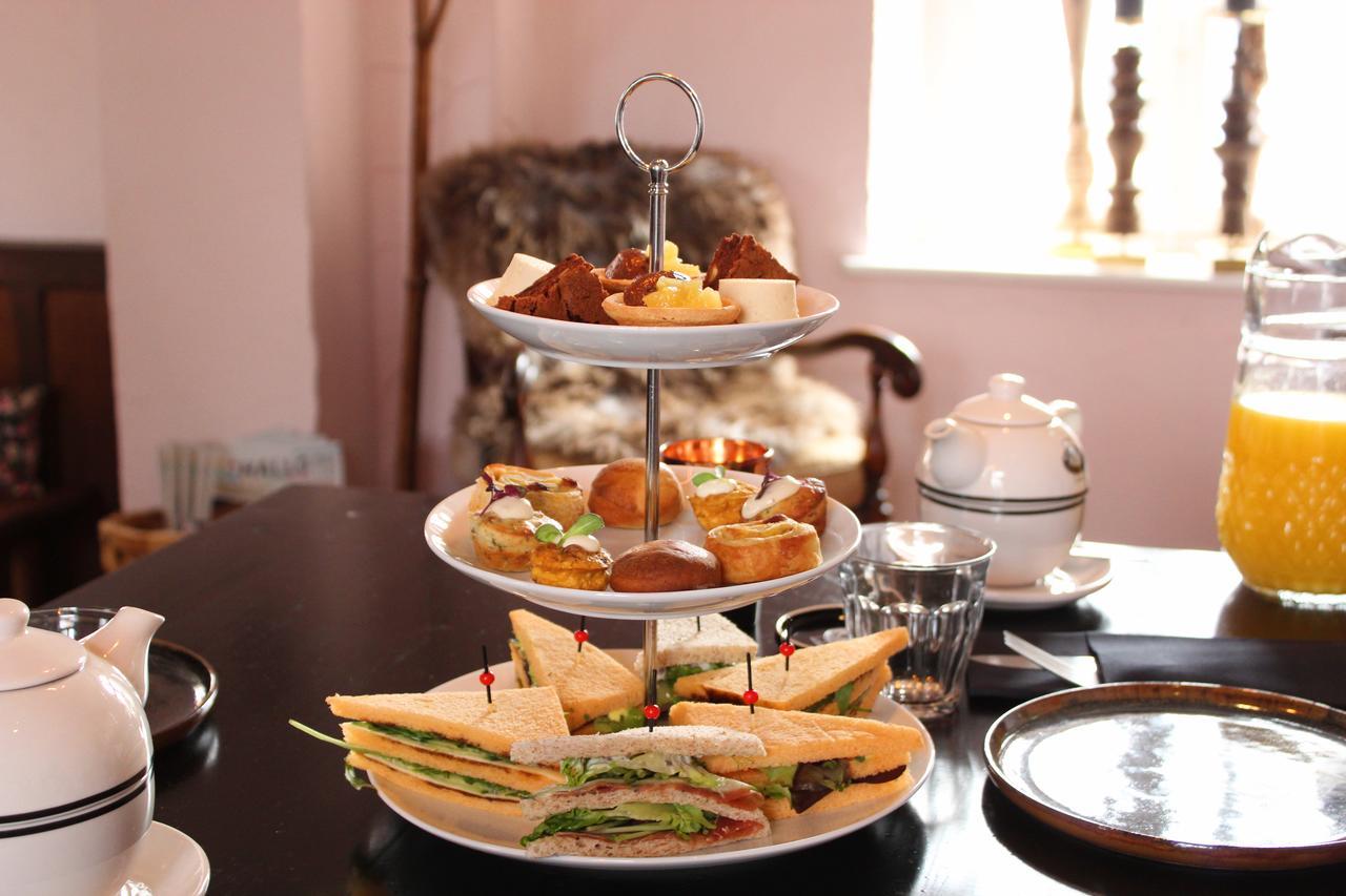 Kasteel Aldenghoor Bed & Breakfast Haelen ภายนอก รูปภาพ