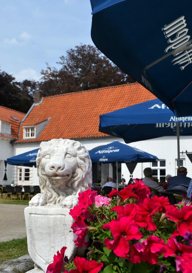 Kasteel Aldenghoor Bed & Breakfast Haelen ภายนอก รูปภาพ